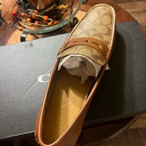 Coach Men's Tan Drivers NWT
